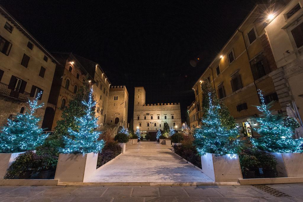 Vermaaten Boutique Suites Emerald Todi Exterior foto