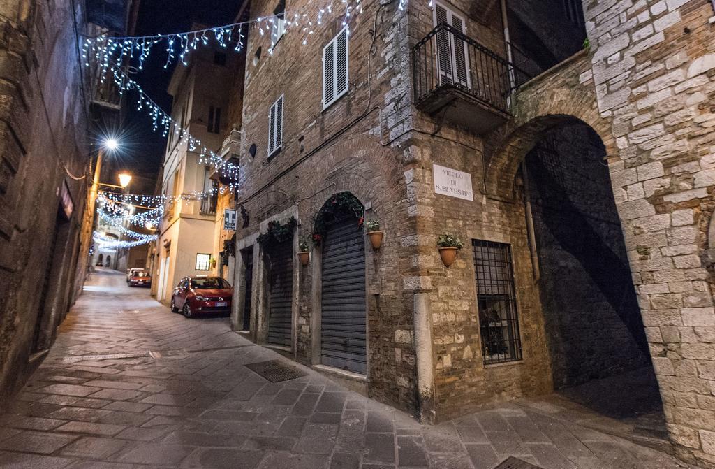 Vermaaten Boutique Suites Emerald Todi Exterior foto